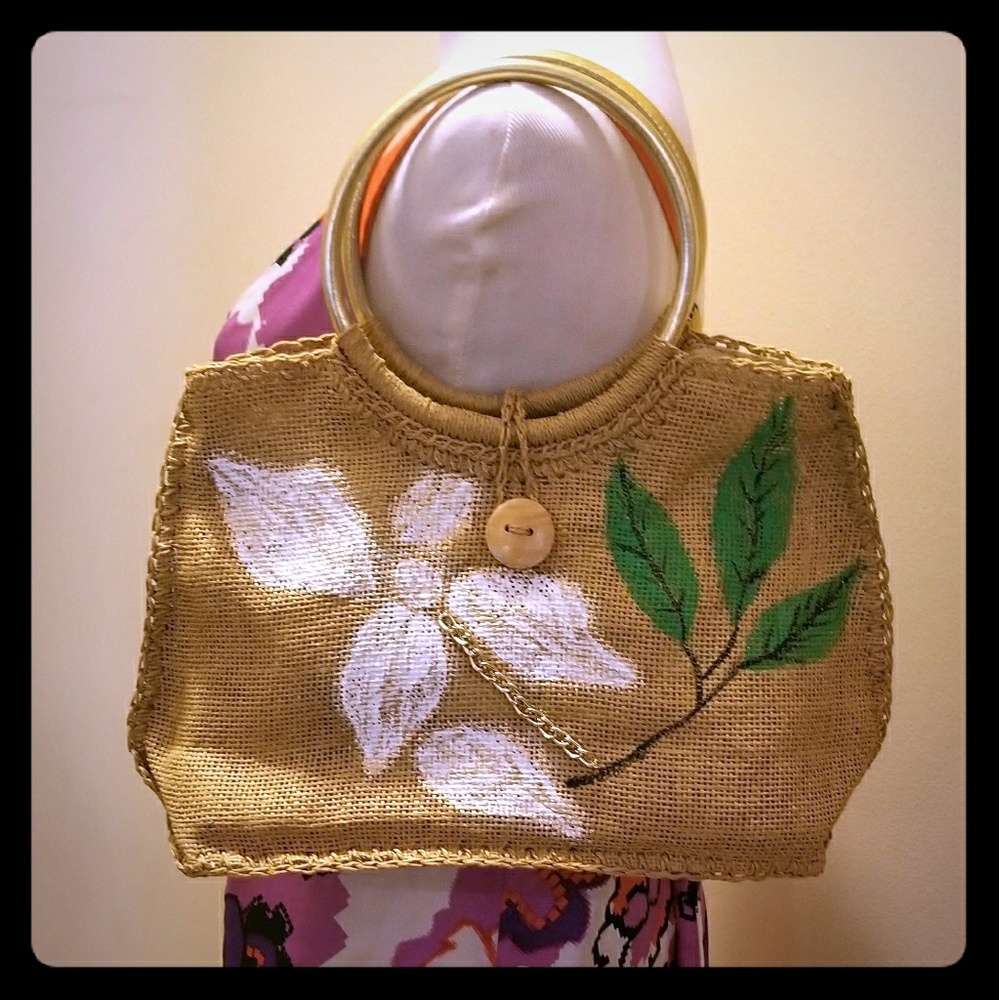 Straw bag